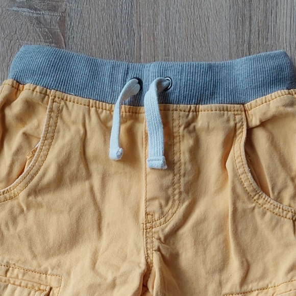 2012 vguc Mini Boden size 7 yellow cargo shorts - Picture 3 of 13